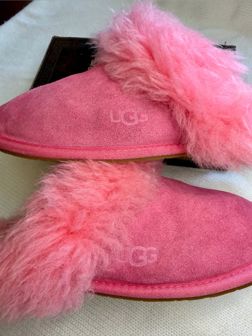 UGG Pink Fury Slippers Women’s Size 7 - Picture 3 of 7